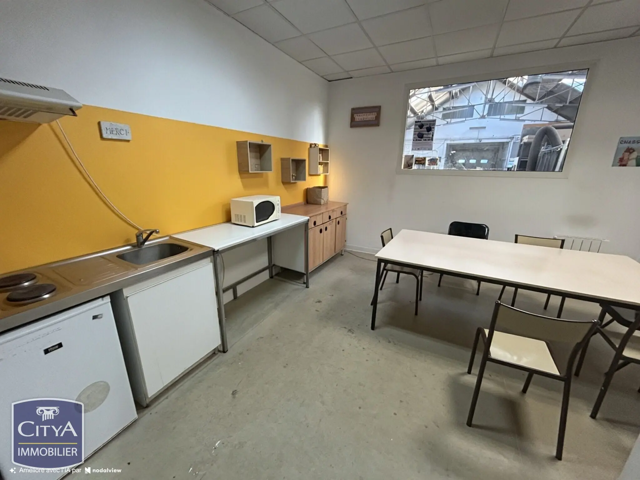 Immeuble à Poitiers — photo 3