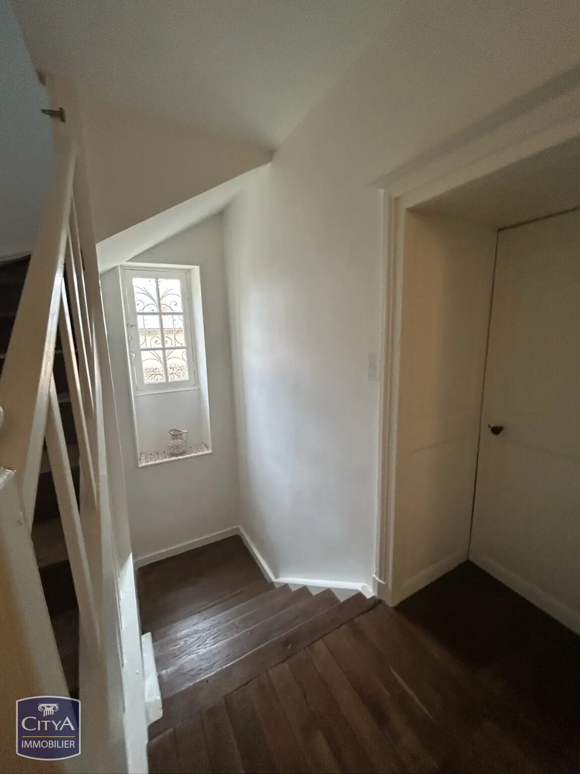 Maison 10 pièces à La Villedieu-du-Clain — photo 20