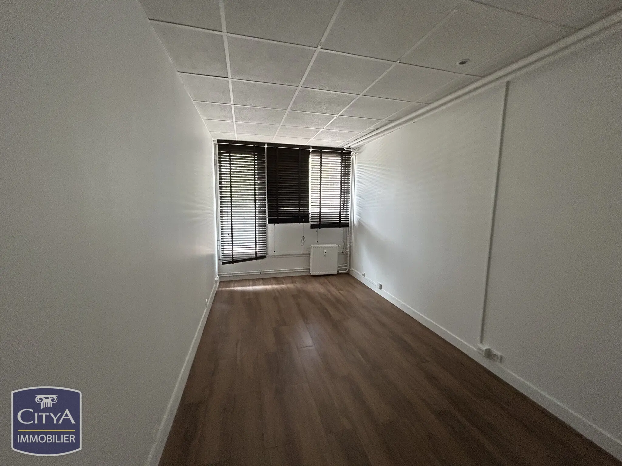 Local commercial à Nanterre — photo 8